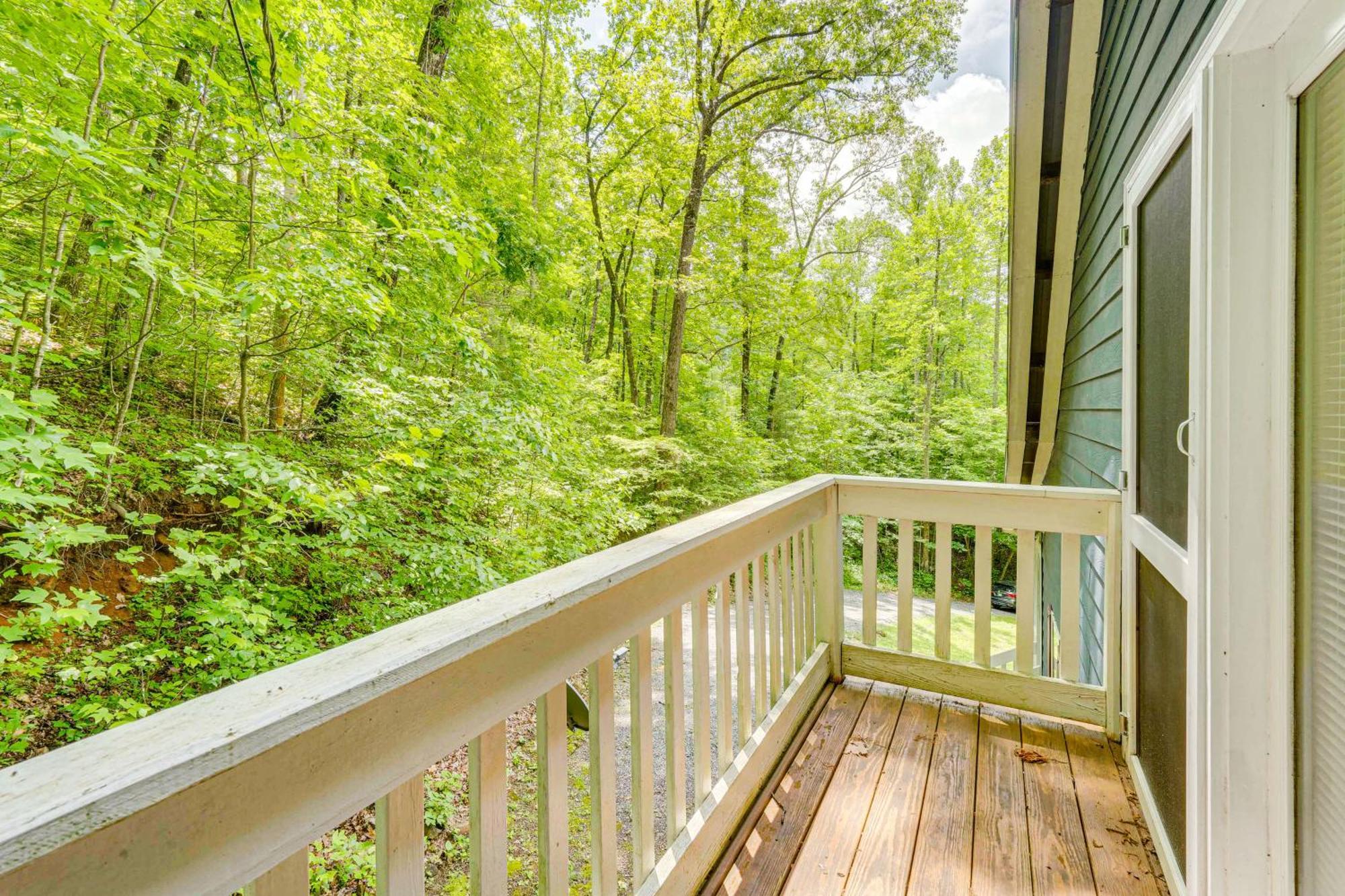 Secluded Cabin With Porch - 7 Miles To Lake Chatuge! Hayesville Buitenkant foto